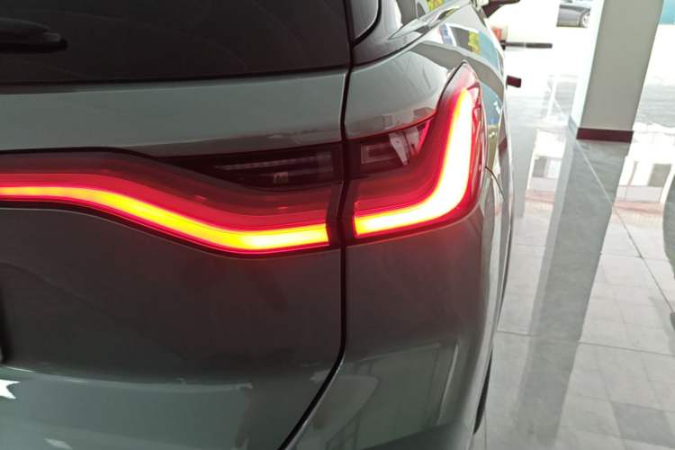 Used Nio ES8 2020 485 km Signature Edition 7-Seater Version Right Rear Taillight