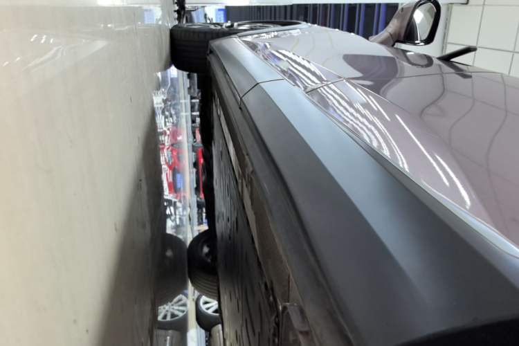 Used Nio ES8 2020 580 km Range Six-Seater Version Left Side Sill