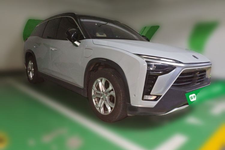 Used Nio ES8 2020 580 km Range Six-Seater Version Front Right 45 Deg