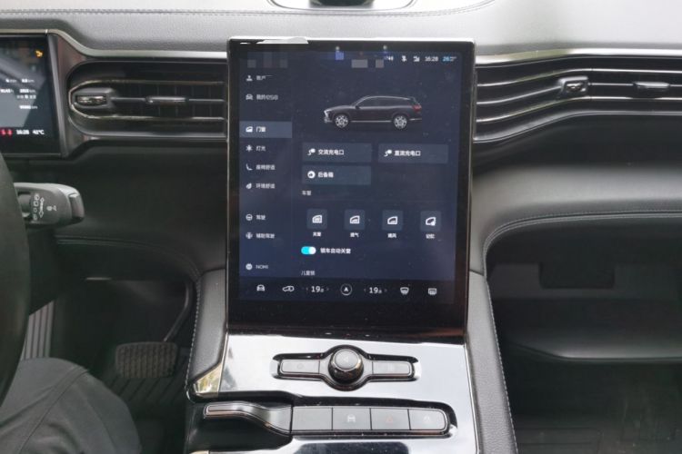 Used Nio ES8 2020 415 km Signature Edition 6-Seater Version Audio And AC Panel