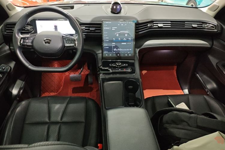 Used Nio ES8 2020 415 km Range 6-Seater Version Center Console