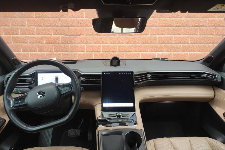 Used Nio ES8 2020 580 km Signature Edition 7-Seater Version Center Console