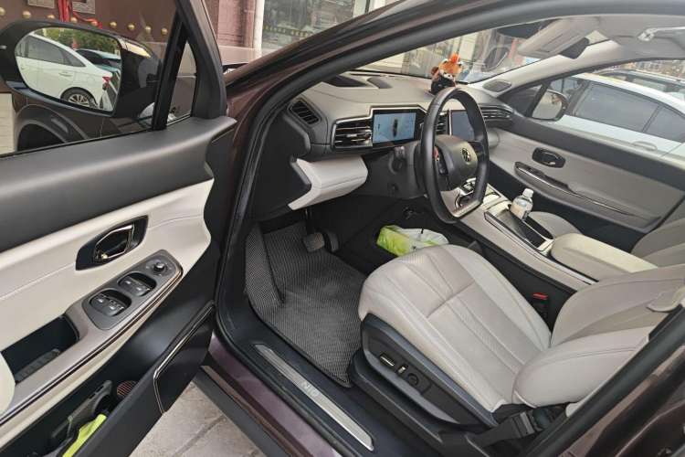 Used Nio ES8 2020 580 km Signature Edition 7-Seater Version Driver Seat