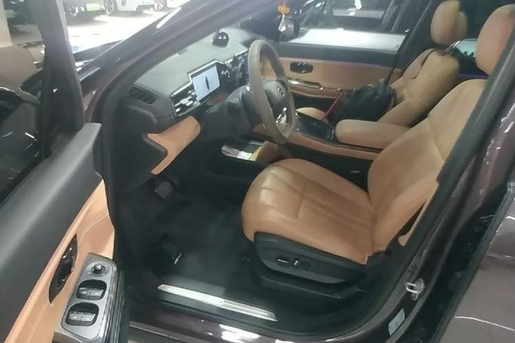 Used Nio ES8 2020 415 km Range 6-Seater Version Driver Seat