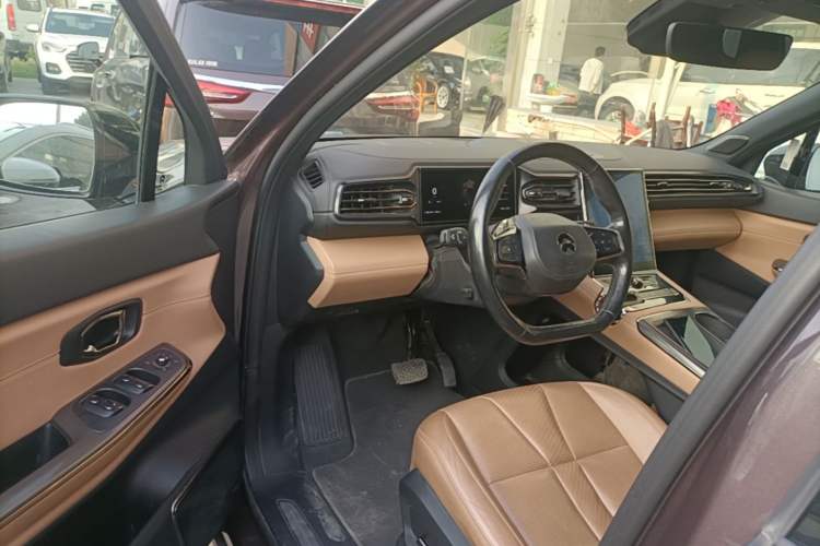 Used Nio ES8 2020 450 km Range 7-Seater Version Driver Seat