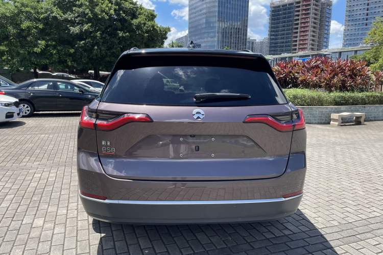 Used Nio ES8 2020 415 km Signature Edition 6-Seater Version Exterior 4