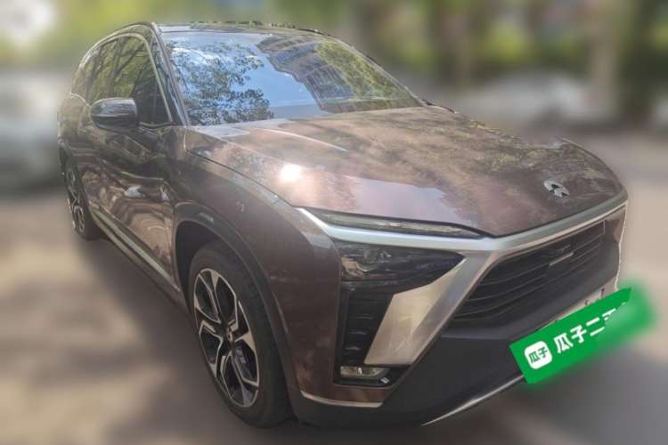 Used Nio ES8 2020 580 km Range Signature Edition Six-Seater Version Front Right 45 Deg