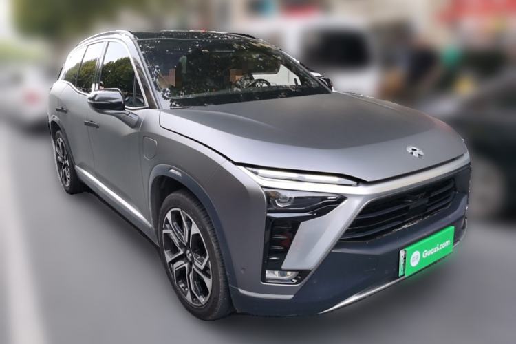 Used Nio ES8 2020 415 km Signature Edition 6-Seater Version Front Right 45 Deg