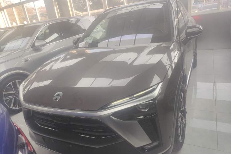 Used Nio ES8 2020 415 km Signature Edition 6-Seater Version Front