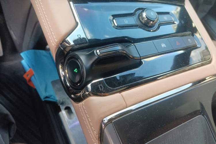 Used Nio ES8 2020 415 km Signature Edition 6-Seater Version Gear Lever