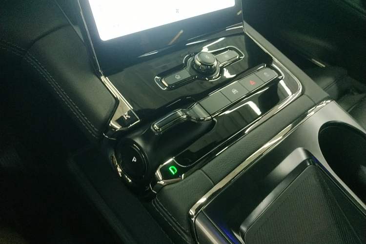 Used Nio ES8 2020 415 km Range 7-Seater Version Gear Lever