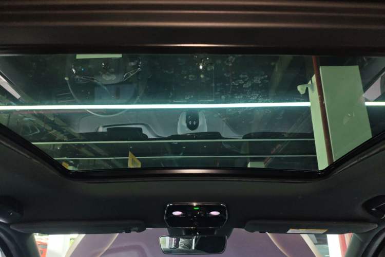 Used Nio ES8 2020 415 km Range 6-Seater Version Headliner
