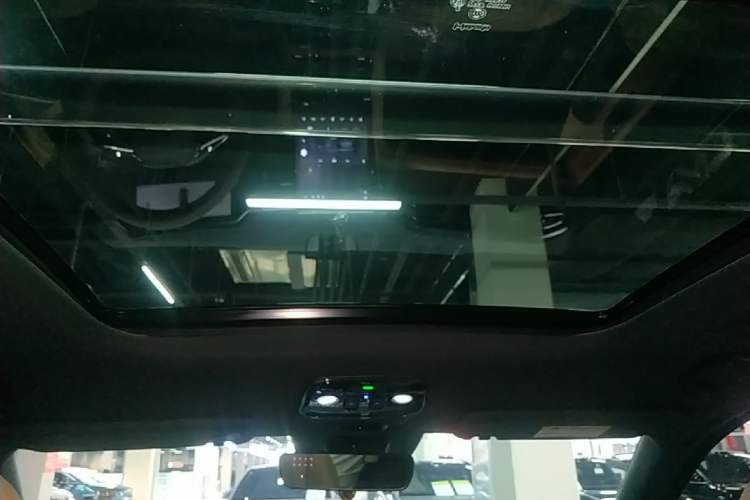Used Nio ES8 2020 415 km Range 6-Seater Version Headliner