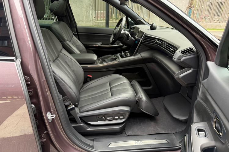 Used Nio ES8 2020 415 km Range 7-Seater Version Interior 2