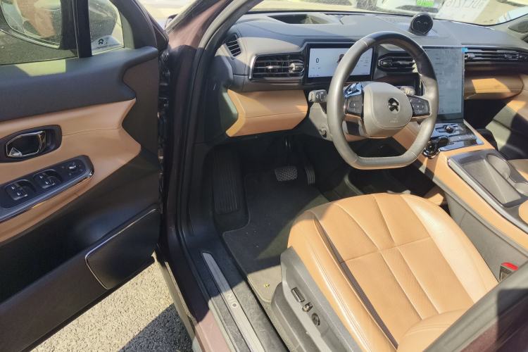 Used Nio ES8 2020 415 km Range 6-Seater Version Interior 3