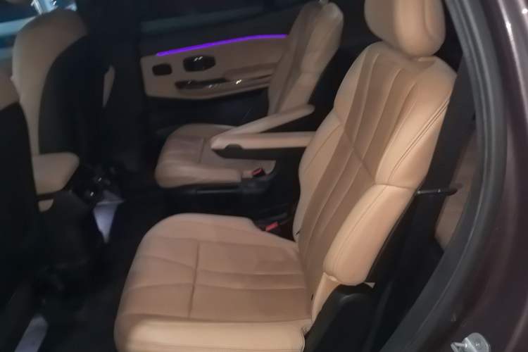 Used Nio ES8 2020 580 km Range Signature Edition Six-Seater Version Interior 4