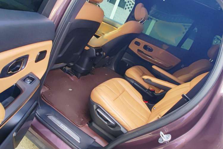 Used Nio ES8 2020 415 km Signature Edition 6-Seater Version Interior 7