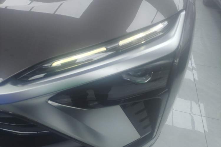 Used Nio ES8 2020 415 km Signature Edition 6-Seater Version Left Front Headlight