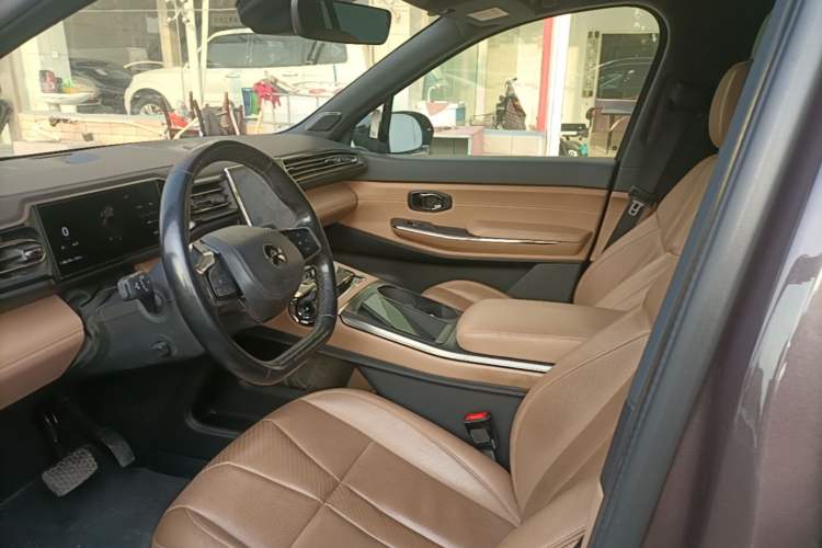 Used Nio ES8 2020 450 km Range 7-Seater Version Left Front Seat