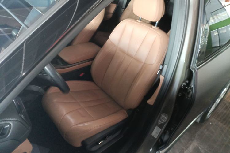 Used Nio ES8 2020 415 km Range 6-Seater Version Left Front Seat