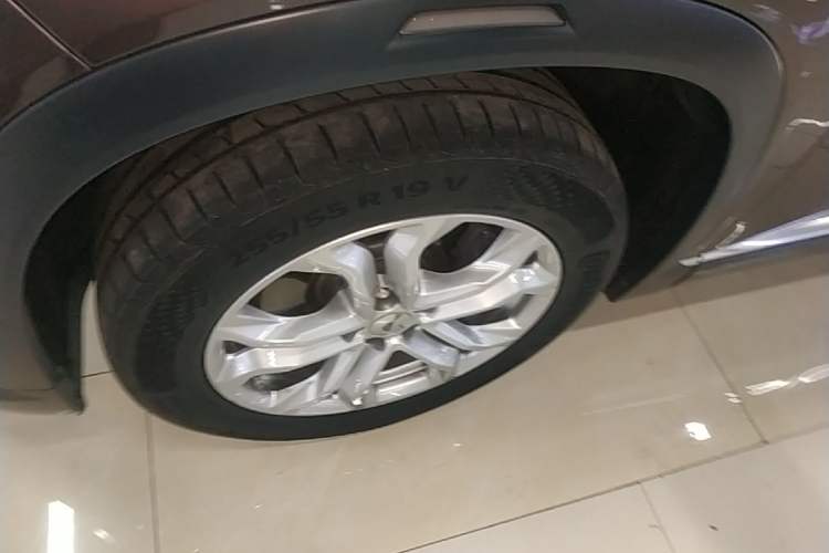 Used Nio ES8 2020 415 km Range 6-Seater Version Left Front Wheel Hub