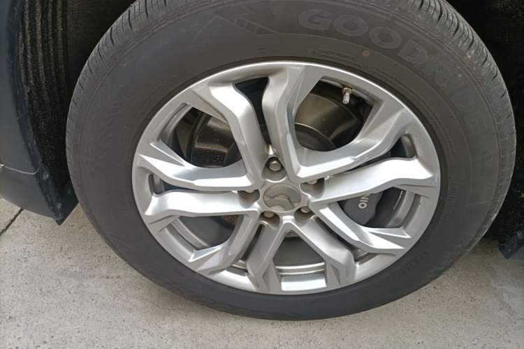 Used Nio ES8 2020 450 km Range 7-Seater Version Left Front Wheel Hub