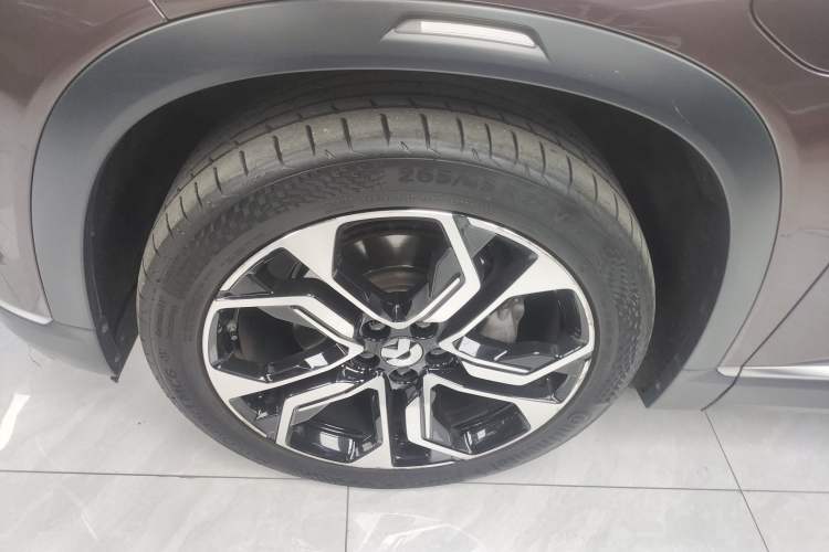 Used Nio ES8 2020 415 km Signature Edition 6-Seater Version Left Front Wheel Hub