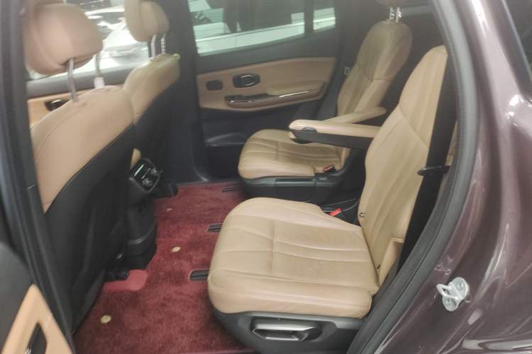 Used Nio ES8 2020 415 km Signature Edition 6-Seater Version Left Rear Seat