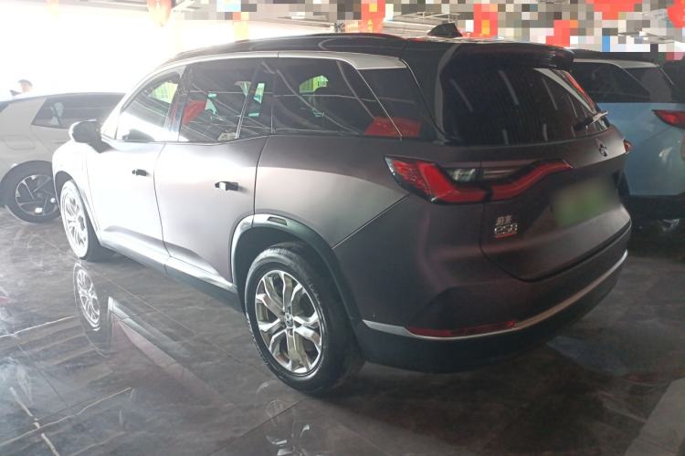 Used Nio ES8 2020 415 km Range 6-Seater Version Left Side