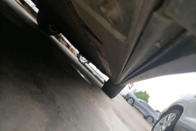 Used Nio ES8 2020 450 km Range 7-Seater Version Left Side Sill
