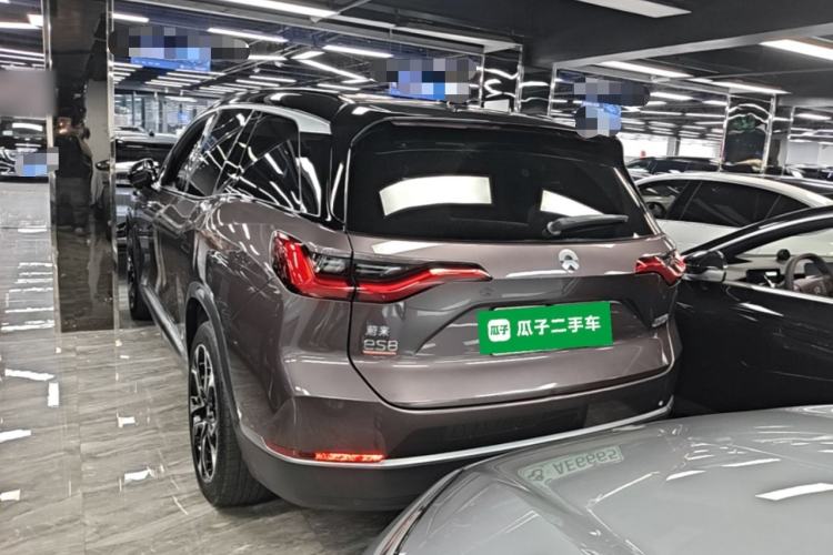 Used Nio ES8 2020 415 KM Signature Edition 7-Seater Version Rear Left 45 Deg