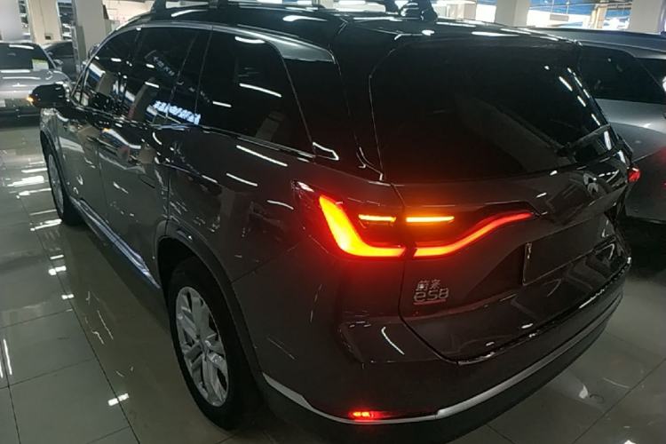 Used Nio ES8 2020 415 km Range 6-Seater Version Rear Left 45 Deg