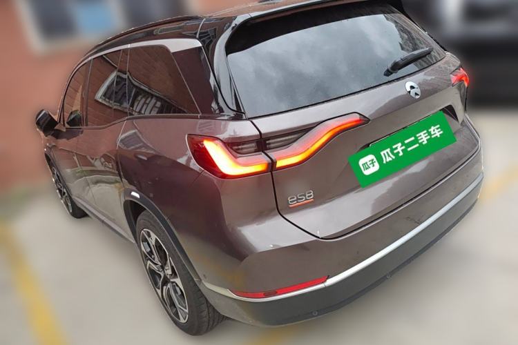 Used Nio ES8 2020 580 km Signature Edition 7-Seater Version Rear Left 45 Deg