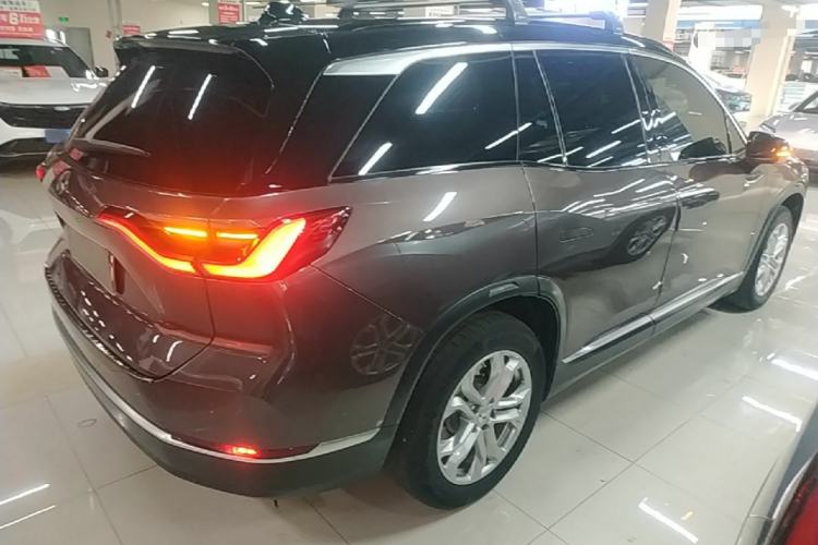 Used Nio ES8 2020 415 km Range 6-Seater Version Rear Right 45 Deg