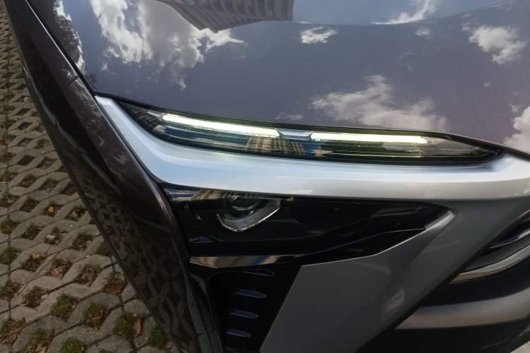 Used Nio ES8 2020 415 km Signature Edition 6-Seater Version Right Front Headlight