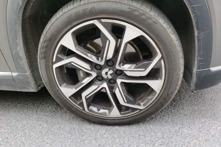 Used Nio ES8 2020 415 km Signature Edition 6-Seater Version Right Front Wheel Hub