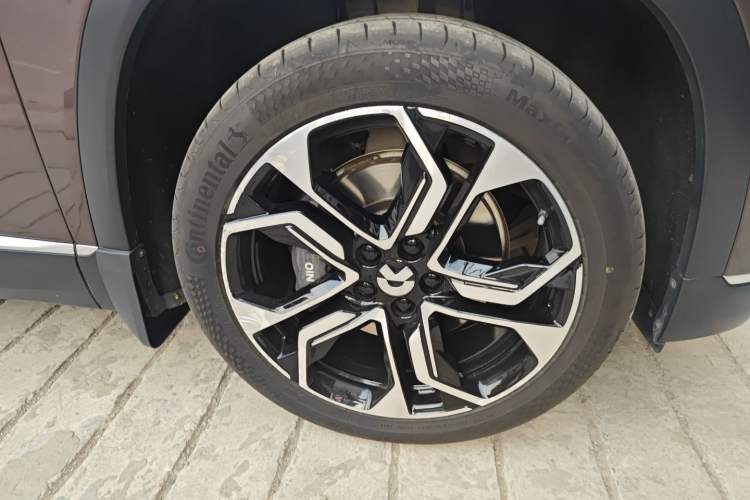 Used Nio ES8 2020 580 km Signature Edition 7-Seater Version Right Front Wheel Hub