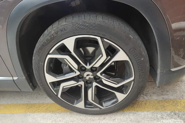 Used Nio ES8 2020 580 km Signature Edition 7-Seater Version Right Front Wheel Hub