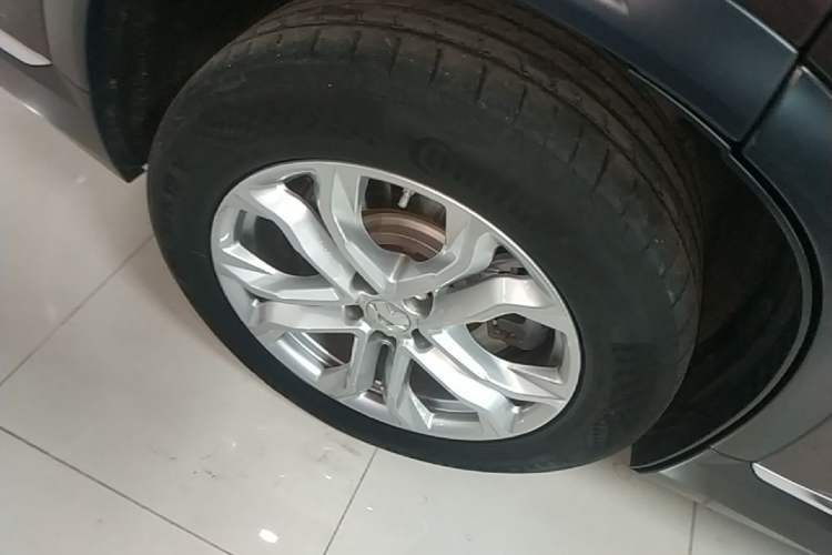 Used Nio ES8 2020 415 km Range 6-Seater Version Right Rear Wheel Hub