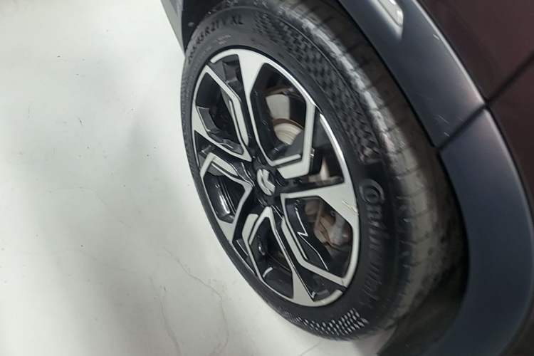 Used Nio ES8 2020 415 KM Signature Edition 7-Seater Version Right Rear Wheel Hub