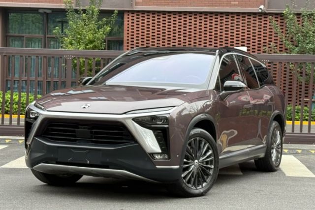Used Nio ES8 2020 415 km Range 7-Seater Version