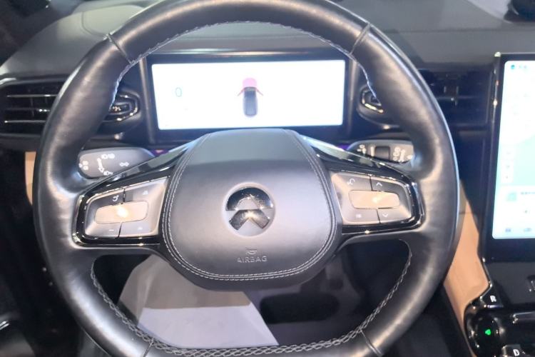 Used Nio ES8 2020 580 km Range Signature Edition Six-Seater Version Steering Wheel