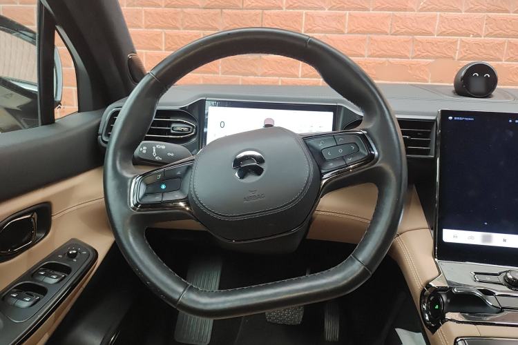 Used Nio ES8 2020 580 km Signature Edition 7-Seater Version Steering Wheel