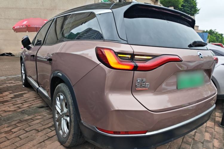 Used Nio ES8 2020 450 km Range 6-Seater Version Rear Left 45 Deg