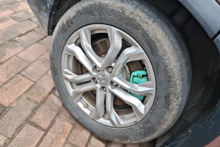 Used Nio ES8 2020 450 km Range 6-Seater Version Right Rear Wheel Hub