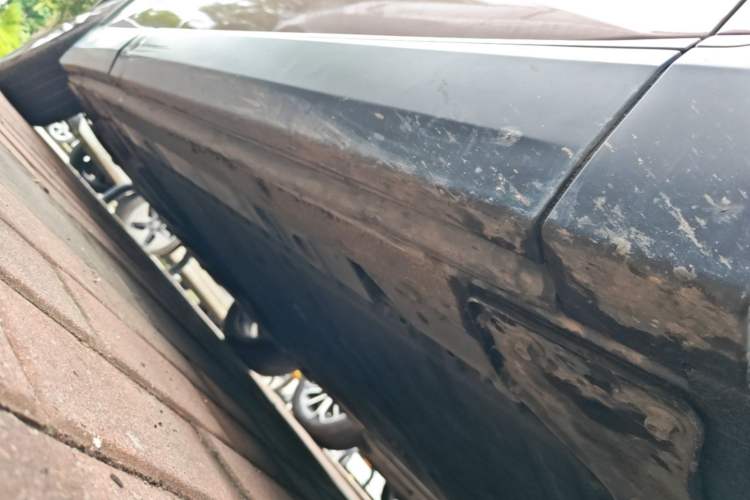 Used Nio ES8 2020 450 km Range 6-Seater Version Right Side Sill