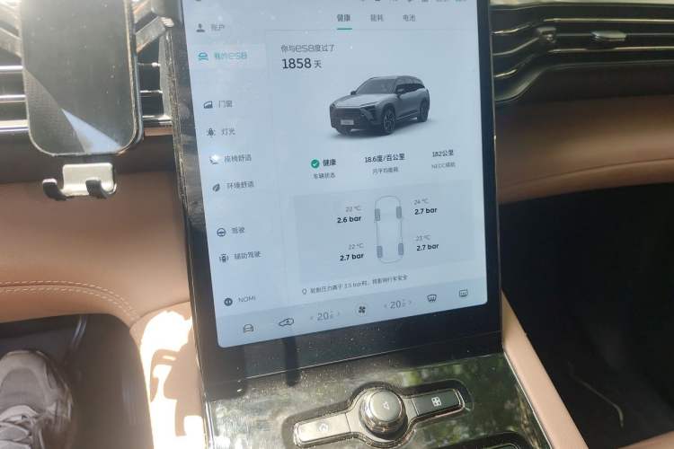 Used Nio ES8 2020 415 km Range 6-Seater Version Audio And AC Panel