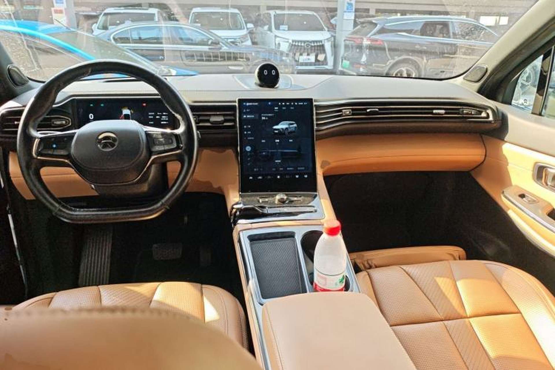 Used Nio ES8 2020 415 km Range 6-Seater Version Center Console