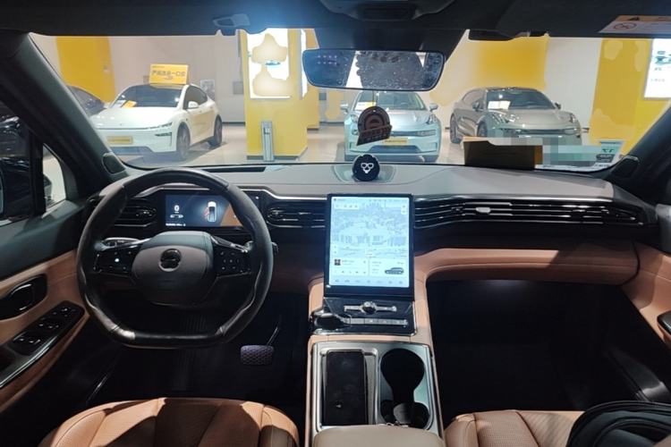 Used Nio ES8 2020 580 km Range Six-Seater Version Center Console