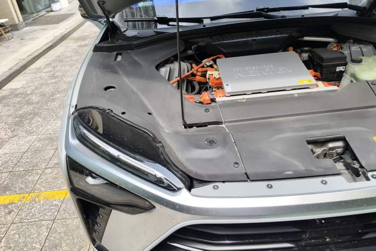 Used Nio ES8 2020 450 km Range 6-Seater Version Engine Bay Right